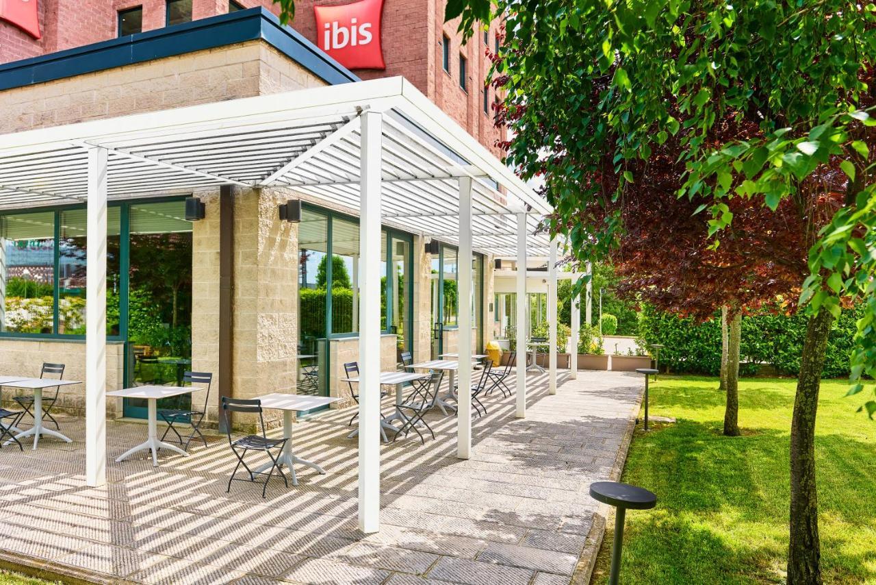 Hotel Ibis Firenze Prato Est Campi Bisenzio Bagian luar foto