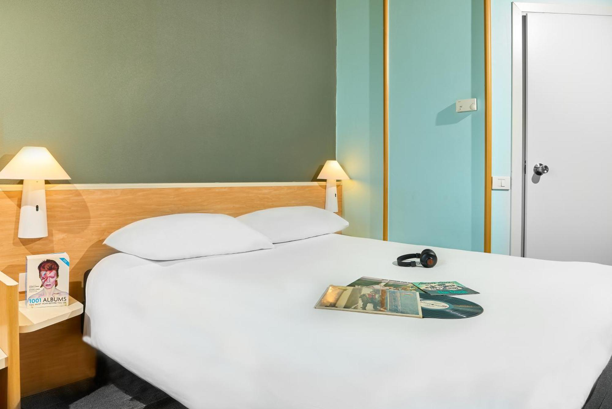 Hotel Ibis Firenze Prato Est Campi Bisenzio Bagian luar foto
